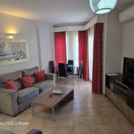 Benal Beach Apartments Málaga Esterno foto
