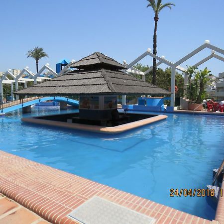 Benal Beach Apartments Málaga Esterno foto