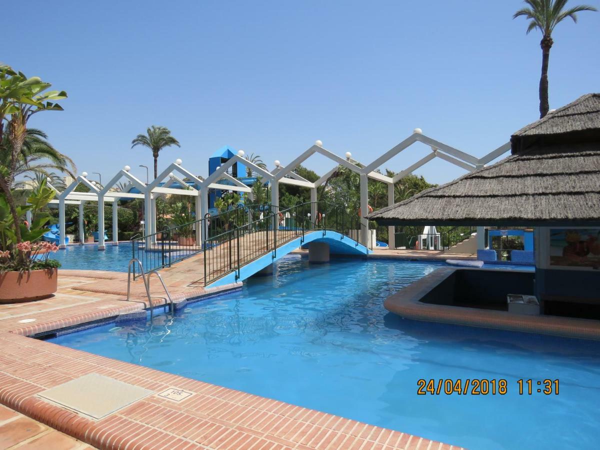 Benal Beach Apartments Málaga Esterno foto